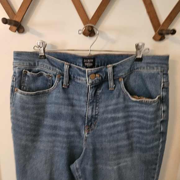 J.Crew~Essential Straight Jean~Size 33~Style # BJ823~ - Picture 2 of 10